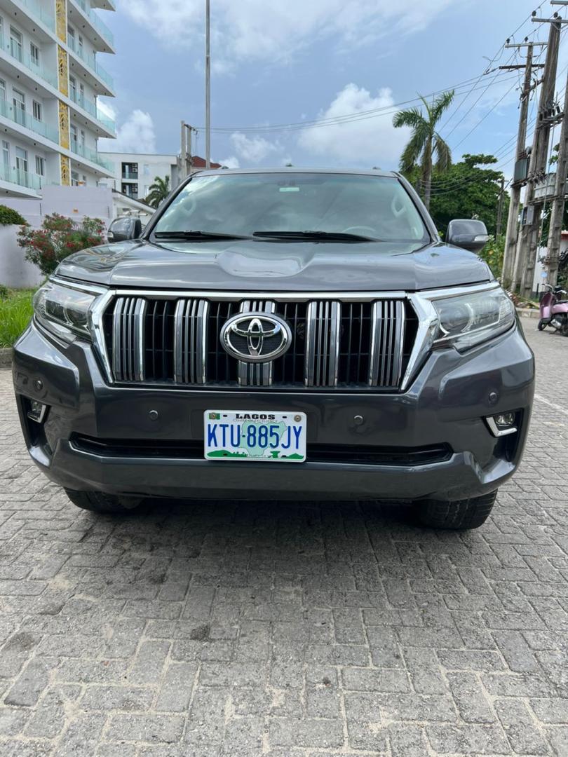 Toyota Land Cruiser Prado J150 - the 2018 facelift model (2018 - 2024).
